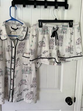 kate spade White Pajama set with Black Sketch Cat and Mint Accents